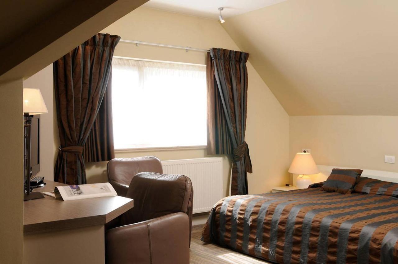 Hotel Salons De Vrede Ichtegem Room photo